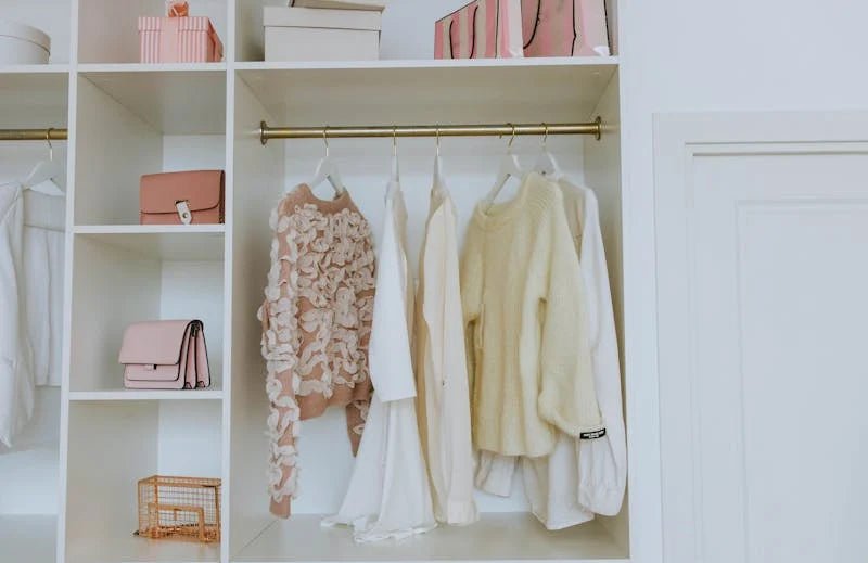 The Best Fashion Accessories for Spring 2025 - Tenko Co., Ltd.